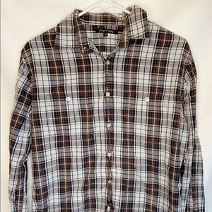 Foreign Exchange Button Down